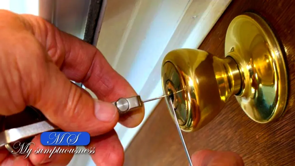 how to become a locksmith