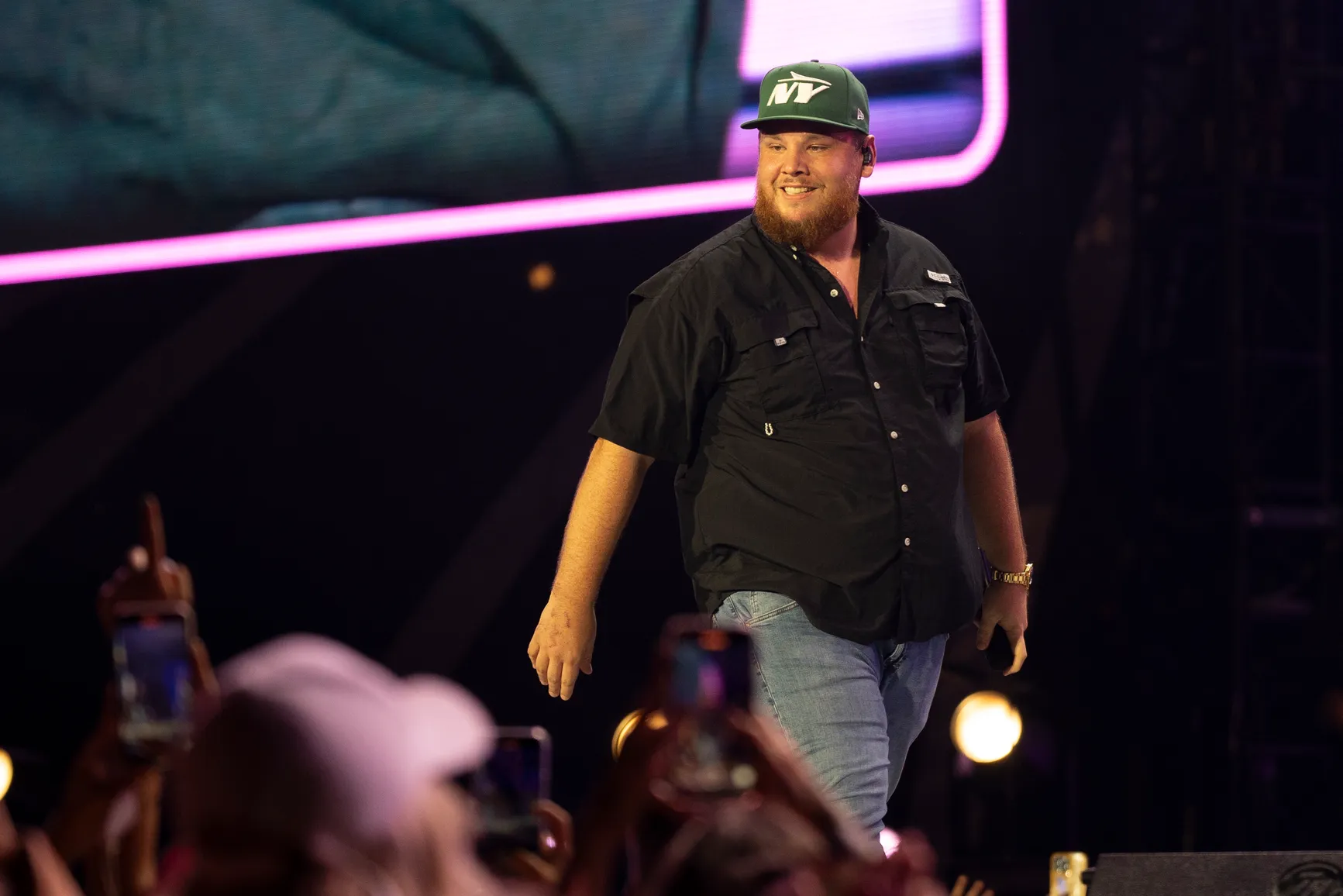 Luke Combs Height: Everything You Need to Know - mysumptuousness.com